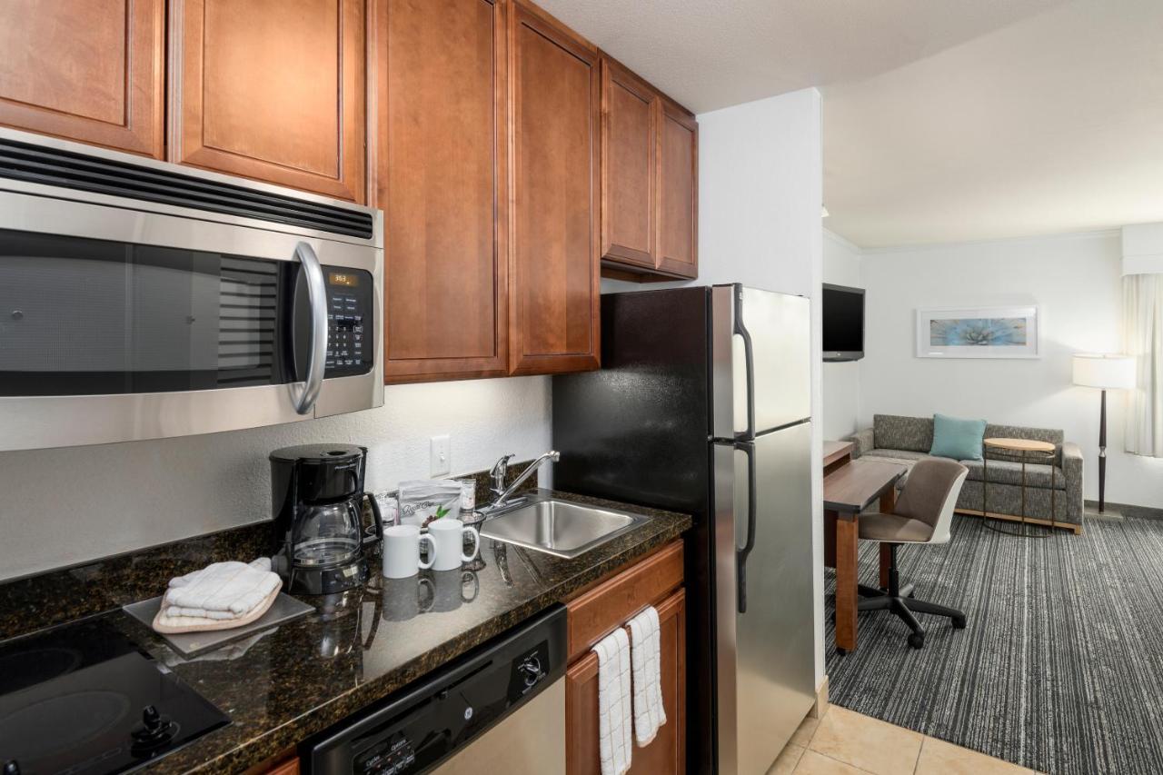 Towneplace Suites By Marriott Tucson Williams Centre Екстериор снимка