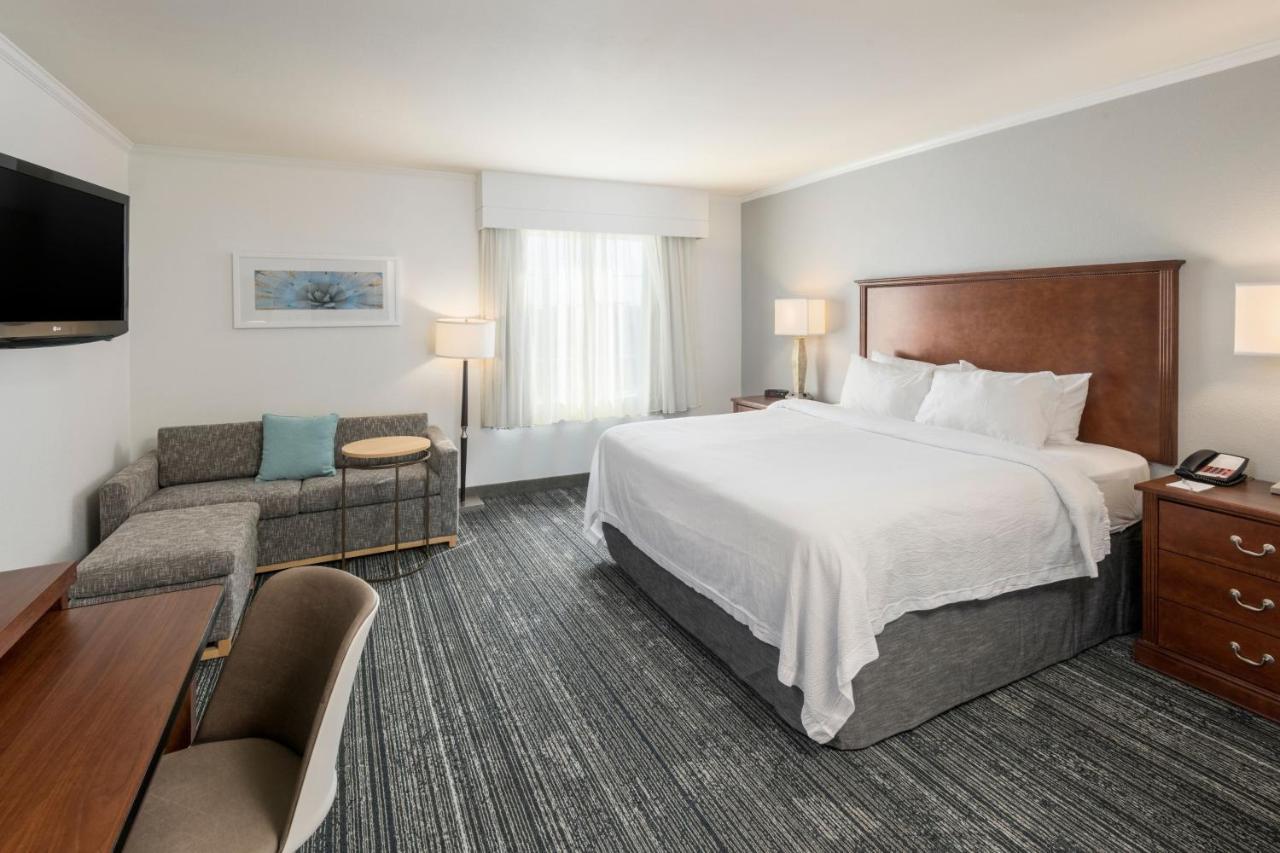 Towneplace Suites By Marriott Tucson Williams Centre Екстериор снимка