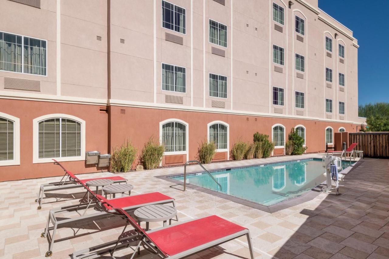 Towneplace Suites By Marriott Tucson Williams Centre Екстериор снимка