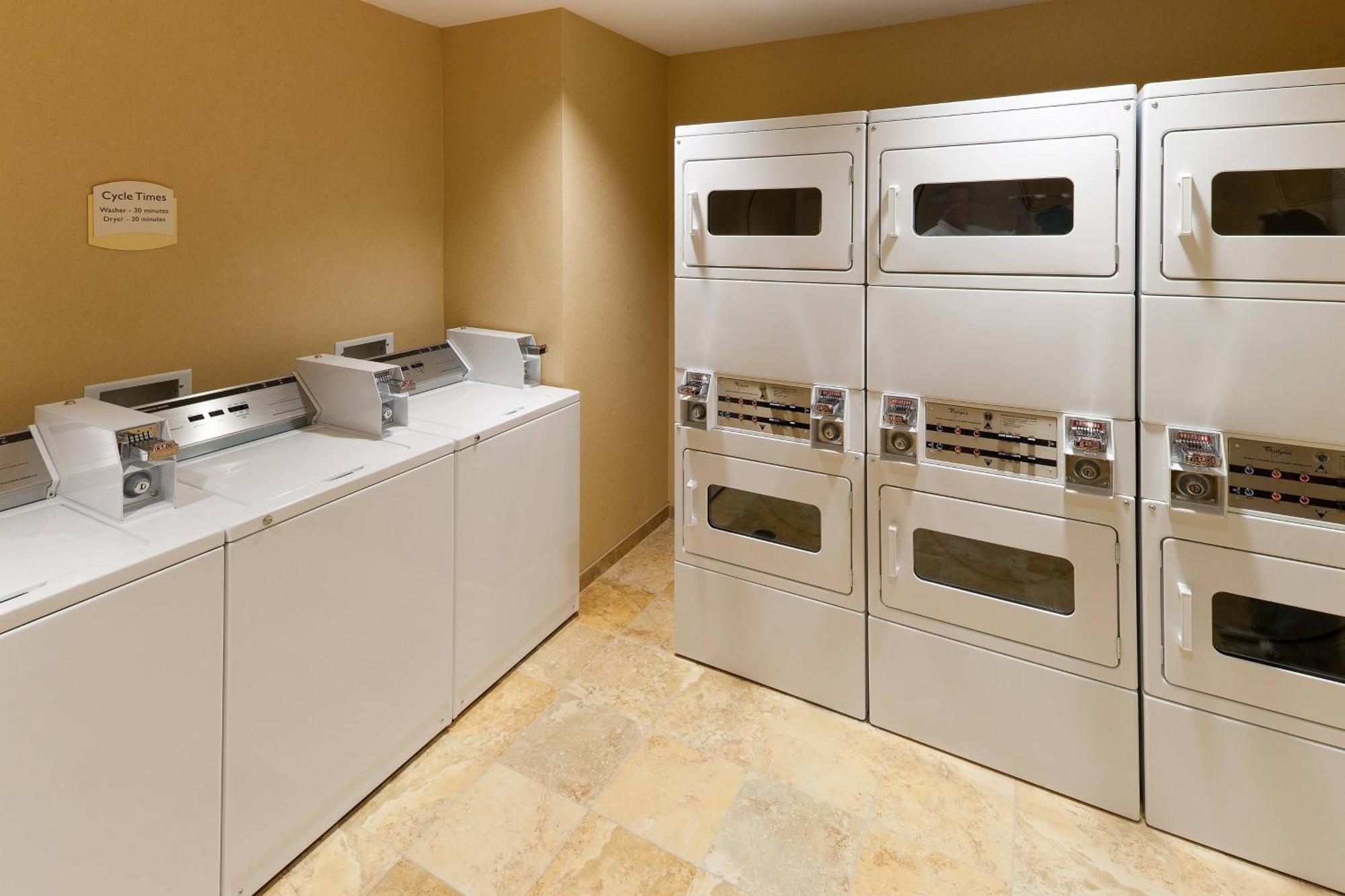 Towneplace Suites By Marriott Tucson Williams Centre Екстериор снимка